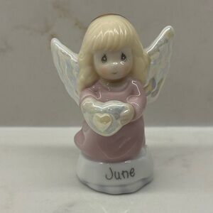 2000 Precious Moments June Angle Figurine Kneeling Holding A Birthstone Heart